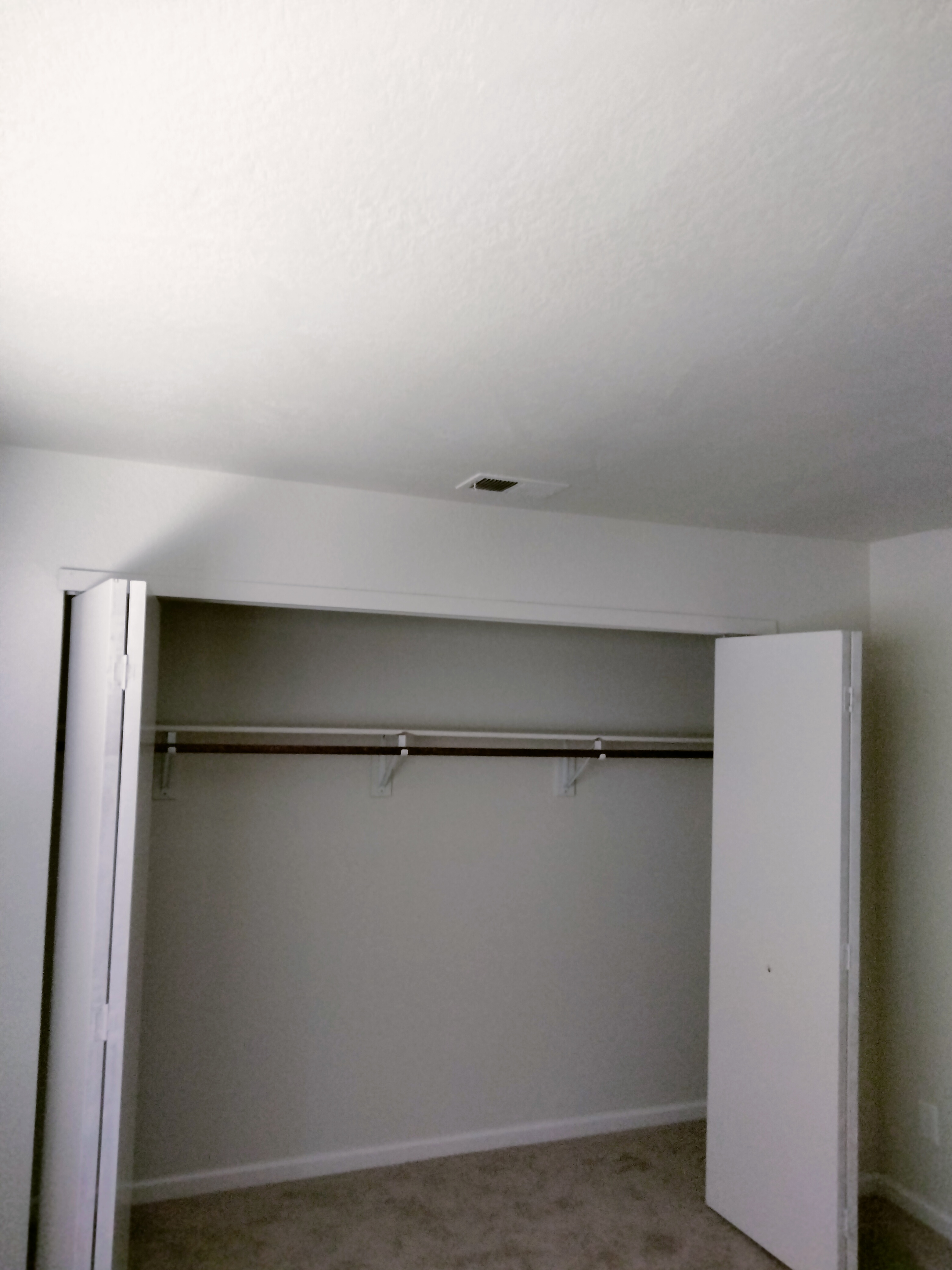 Additional photo of 521 E Elm Street rental property